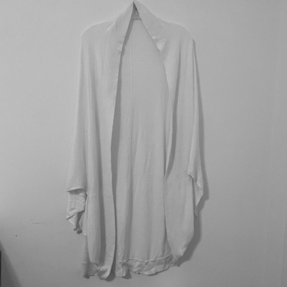 RARE Lululemon Lightweight Soft Warm Cocoon Wrap Long Baggy Cardigan White NWOT - Picture 5 of 8